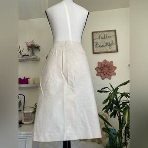Isacc Mizrahi Women's Skirt Size 8 Beige Color Zipper Back NWT With Pockets